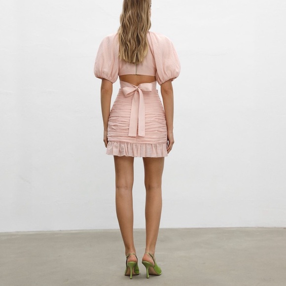 The most stunning blouse and skirt set, looks like brand new !! - Picture 5 of 6